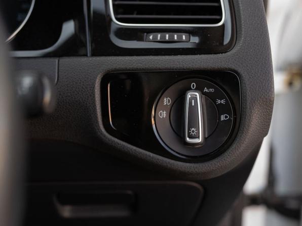 Volkswagen Golf VII с пробегом 2014 года, цена 1 440 000 рублей, 88781 км, универсал, Автокод Объявления