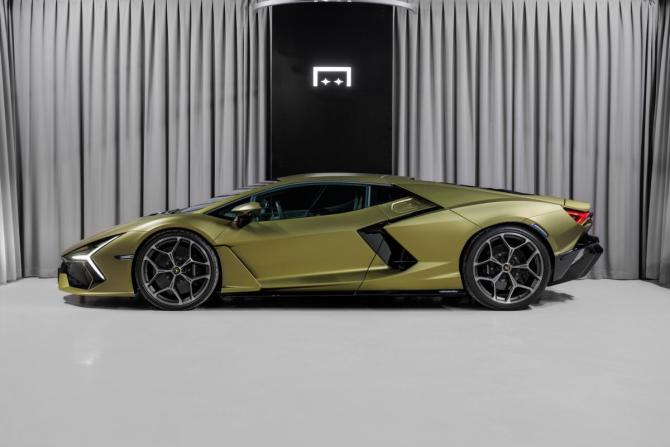 Новый Lamborghini Revuelto 2024 года, цена 88 500 000 рублей, купе, Автокод Объявления