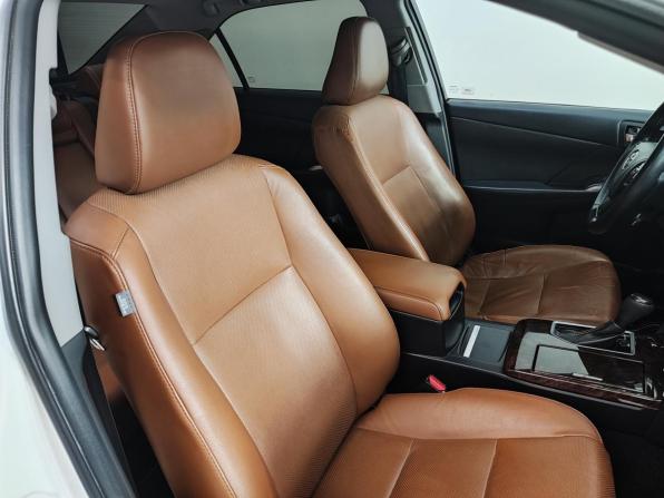 Toyota Camry VII (XV50) Рестайлинг с пробегом 2016 года, цена 1 750 000 рублей, 315874 км, седан, Автокод Объявления