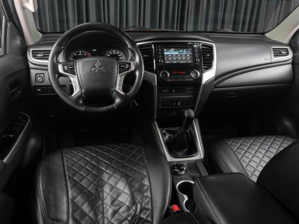Mitsubishi L200 V Рестайлинг с пробегом 2019 года, цена 2 289 000 рублей, 132672 км, offers.body_type.unknown, Автокод Объявления