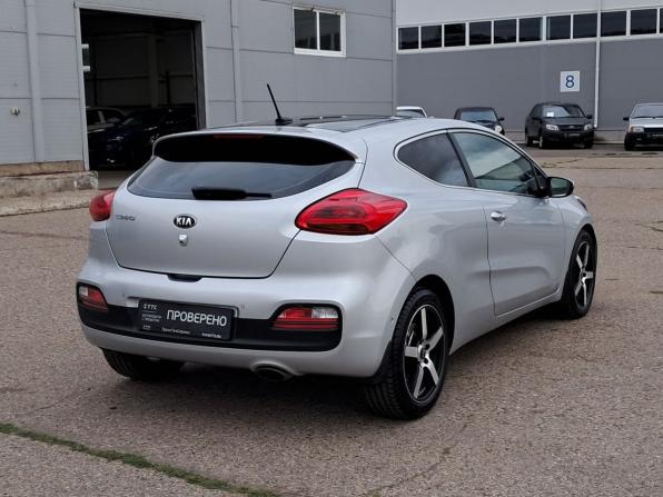 Kia Ceed II Рестайлинг с пробегом 2015 года, цена 1 230 000 рублей, 130000 км, хэтчбек, Автокод Объявления