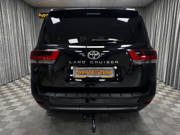 Toyota Land Cruiser 300 Series с пробегом 2022 года, цена 10 370 000 рублей, 64826 км, внедорожник, Автокод Объявления