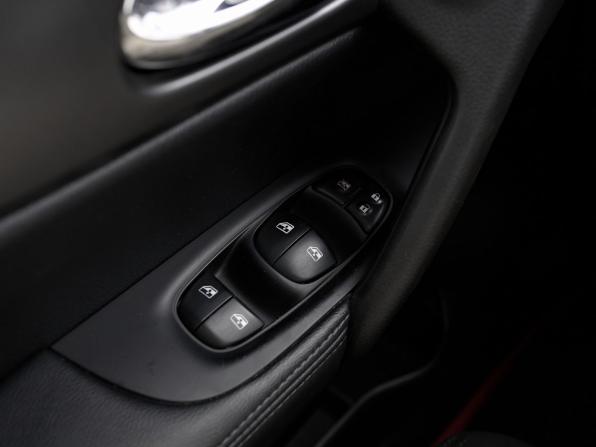 Nissan Qashqai II Рестайлинг с пробегом 2019 года, цена 1 547 000 рублей, 75381 км, внедорожник, Автокод Объявления