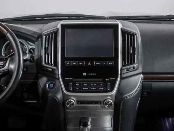 Toyota Land Cruiser 200 Series Рестайлинг 2 с пробегом 2017 года, цена 5 898 000 рублей, 233960 км, внедорожник, Автокод Объявления