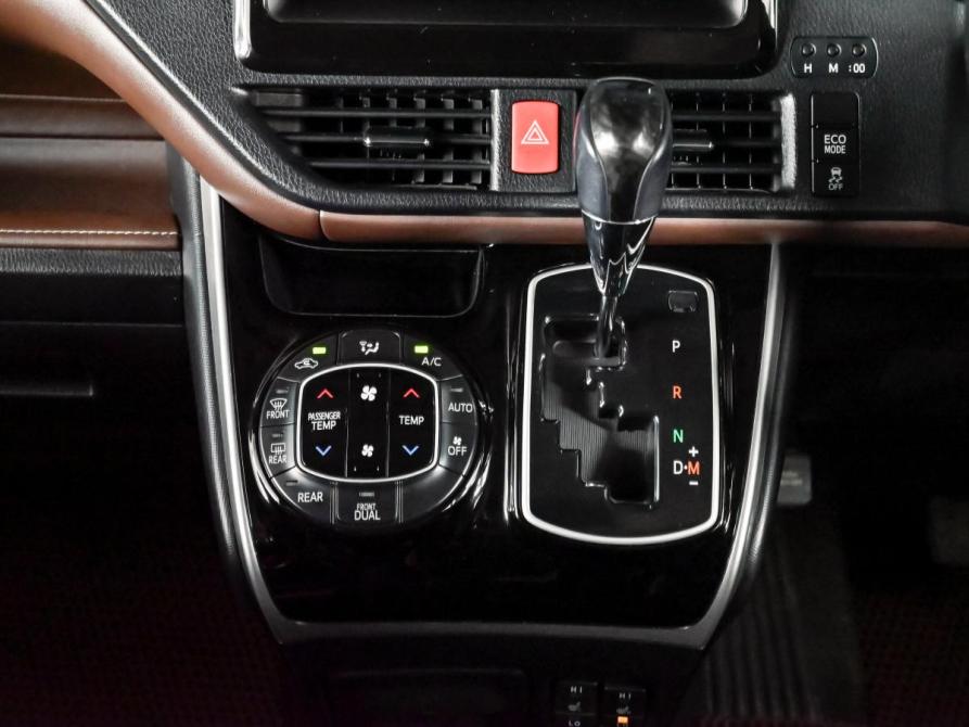 Toyota Esquire I Екатеринбург  - изображение 12