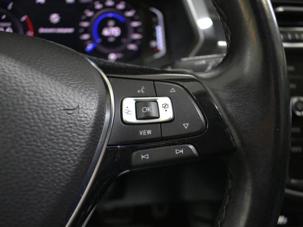 Volkswagen Tiguan II с пробегом 2020 года, цена 3 199 000 рублей, 87688 км, внедорожник, Автокод Объявления