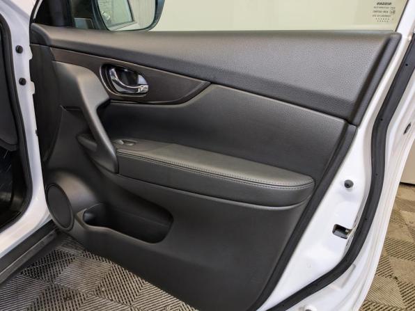 Nissan X-Trail III Рестайлинг с пробегом 2021 года, цена 2 400 000 рублей, 74289 км, внедорожник, Автокод Объявления