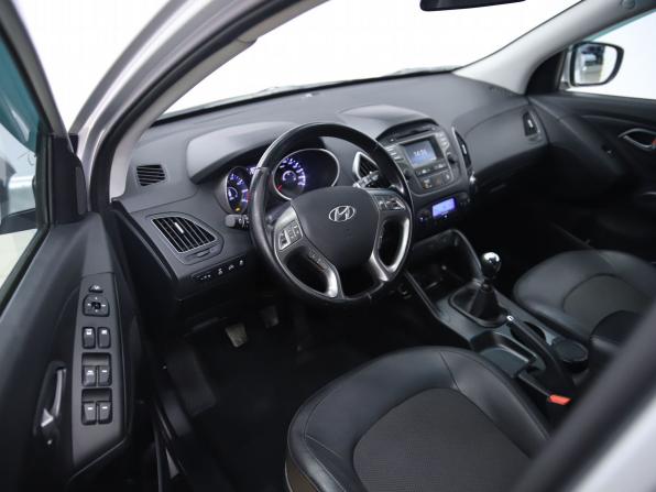 Hyundai ix35 I Рестайлинг с пробегом 2014 года, цена 1 090 000 рублей, 175091 км, внедорожник, Автокод Объявления