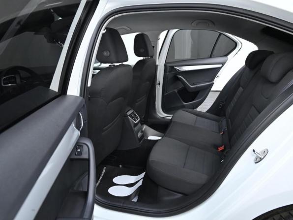 Skoda Octavia III (A7) с пробегом 2016 года, цена 1 499 000 рублей, 150000 км, лифтбек, Автокод Объявления