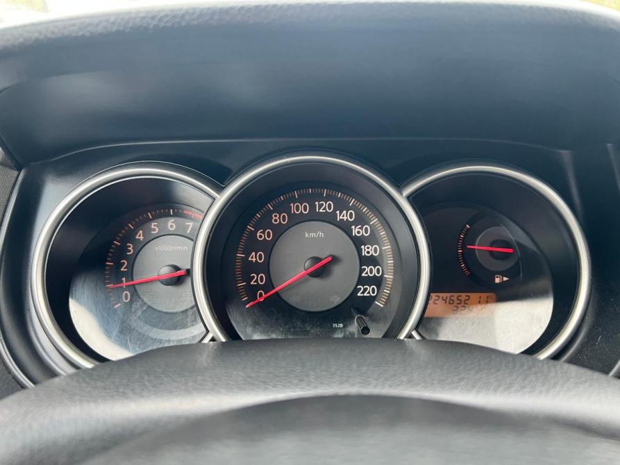 Nissan Tiida I Стерлитамак  - изображение 16