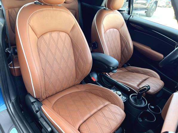 Mini Cabrio III Рестайлинг 2 с пробегом 2023 года, цена 3 790 000 рублей, 15715 км, кабриолет, Автокод Объявления