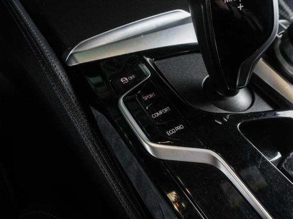 BMW 5 серии VII (G30/G31/G38) Рестайлинг с пробегом 2021 года, цена 3 488 030 рублей, 181691 км, седан, Автокод Объявления