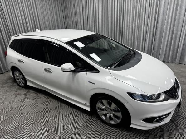 Honda Jade I с пробегом 2015 года, цена 1 370 000 рублей, 124169 км, компактвэн, Автокод Объявления