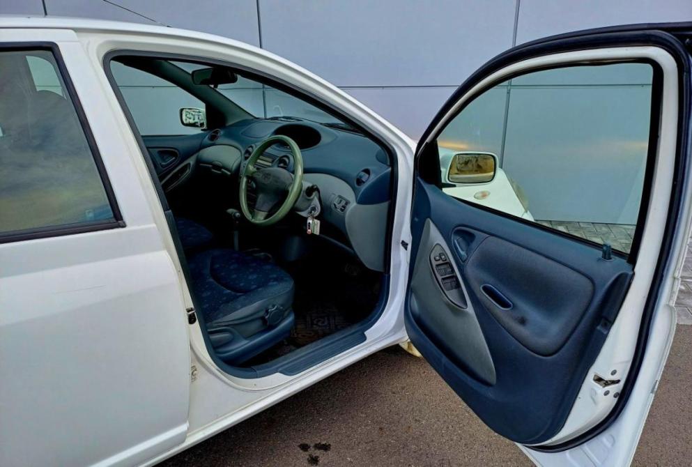 Toyota Vitz I (P10) Абакан  - изображение 9