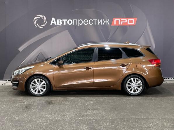 Kia Ceed II Рестайлинг с пробегом 2017 года, цена 920 000 рублей, 171502 км, универсал, Автокод Объявления