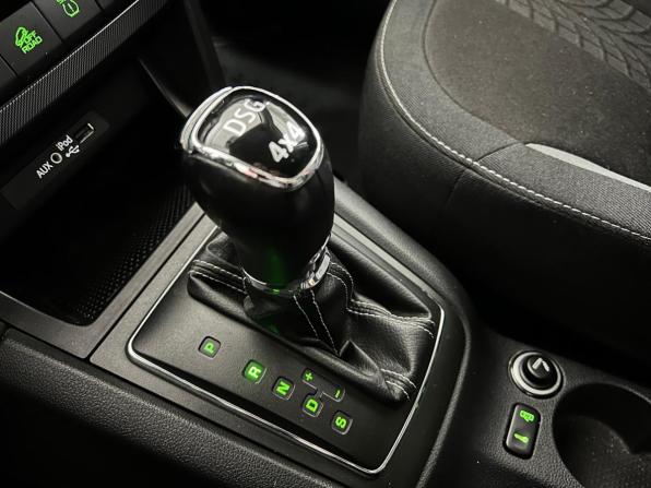 Skoda Yeti I Рестайлинг с пробегом 2015 года, цена 1 140 000 рублей, 241785 км, внедорожник, Автокод Объявления