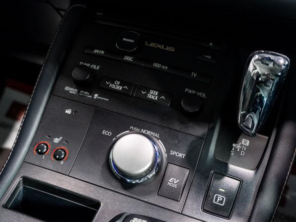 Lexus CT I с пробегом 2011 года, цена 1 430 000 рублей, 172490 км, хэтчбек, Автокод Объявления