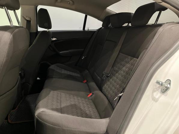 Opel Insignia I с пробегом 2013 года, цена 885 000 рублей, 114950 км, седан, Автокод Объявления