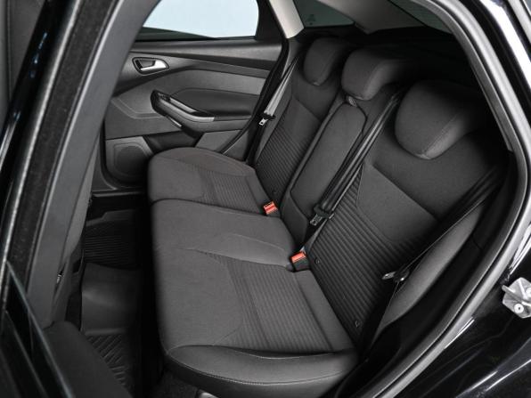 Ford Focus III Рестайлинг с пробегом 2018 года, цена 1 329 000 рублей, 148770 км, седан, Автокод Объявления