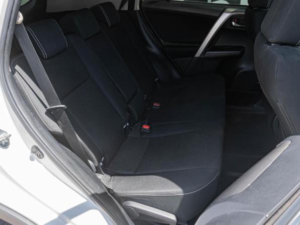 Toyota RAV4 IV (XA40) Рестайлинг с пробегом 2017 года, цена 1 598 000 рублей, 141229 км, внедорожник, Автокод Объявления