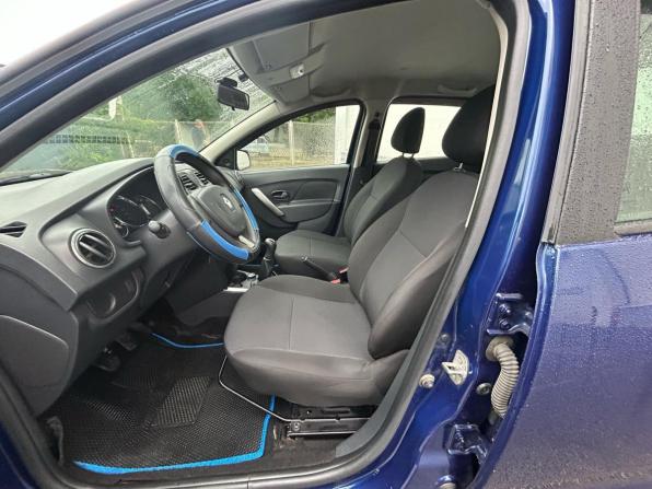 Renault Logan II с пробегом 2017 года, цена 675 000 рублей, 186100 км, седан, Автокод Объявления