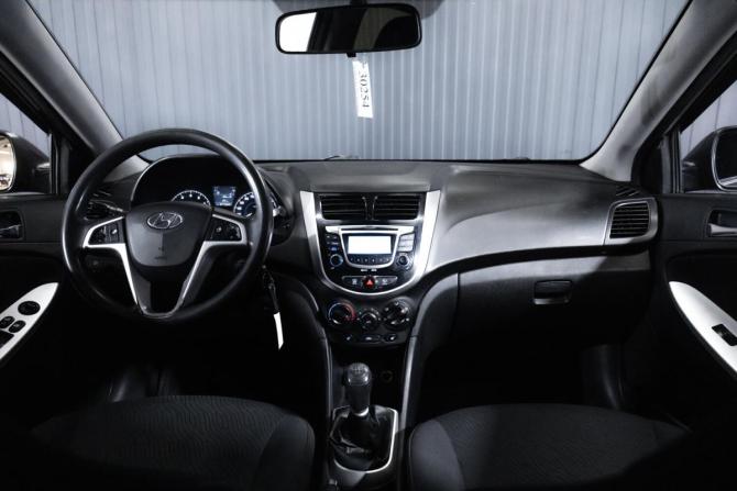 Hyundai Solaris I с пробегом 2011 года, цена 499 000 рублей, 291000 км, седан, Автокод Объявления