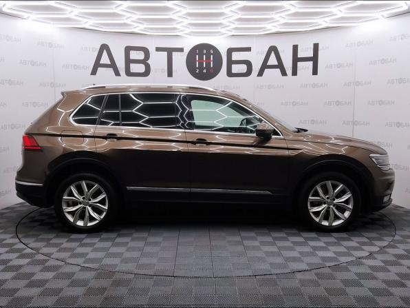 Volkswagen Tiguan II с пробегом 2017 года, цена 2 460 000 рублей, 130537 км, внедорожник, Автокод Объявления