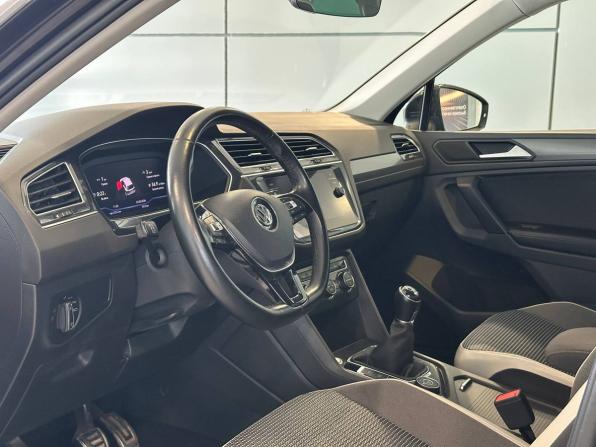 Volkswagen Tiguan II с пробегом 2019 года, цена 2 817 000 рублей, 70233 км, внедорожник, Автокод Объявления