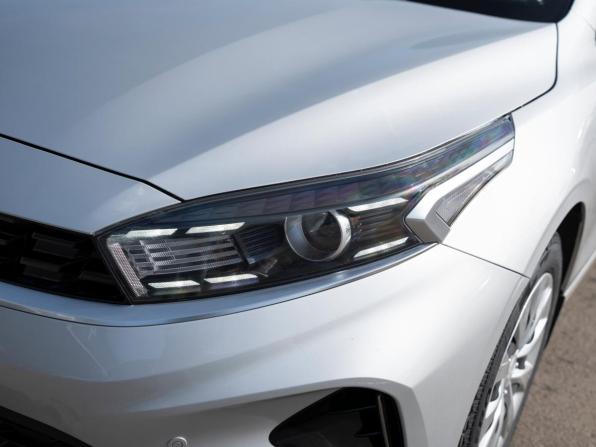 Kia Cerato IV Рестайлинг с пробегом 2021 года, цена 2 065 000 рублей, 35746 км, седан, Автокод Объявления