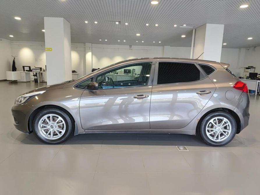 Kia Ceed II Казань  - изображение 10