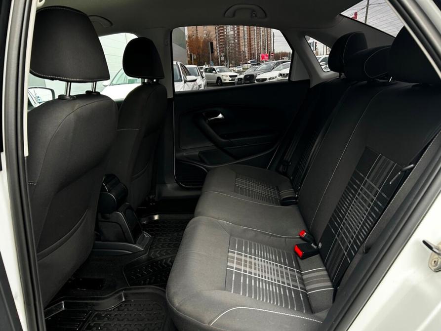 Volkswagen Polo V Санкт-Петербург  - изображение 9