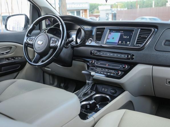 Kia Carnival III с пробегом 2019 года, цена 2 600 000 рублей, 141263 км, минивэн, Автокод Объявления