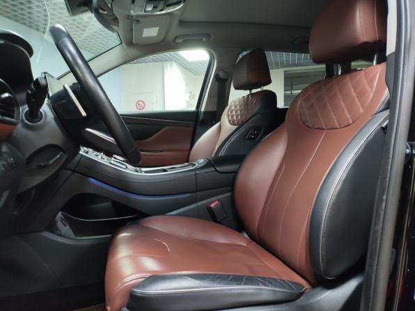Hyundai Santa Fe IV Рестайлинг с пробегом 2023 года, цена 3 529 000 рублей, 152053 км, внедорожник, Автокод Объявления