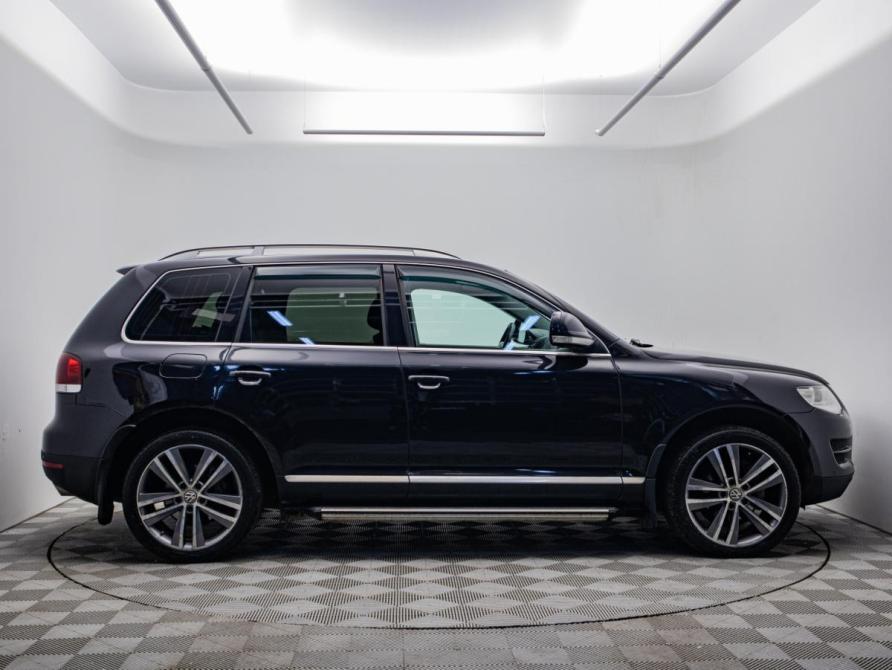 Volkswagen Touareg I Рестайлинг Москва  - изображение 4