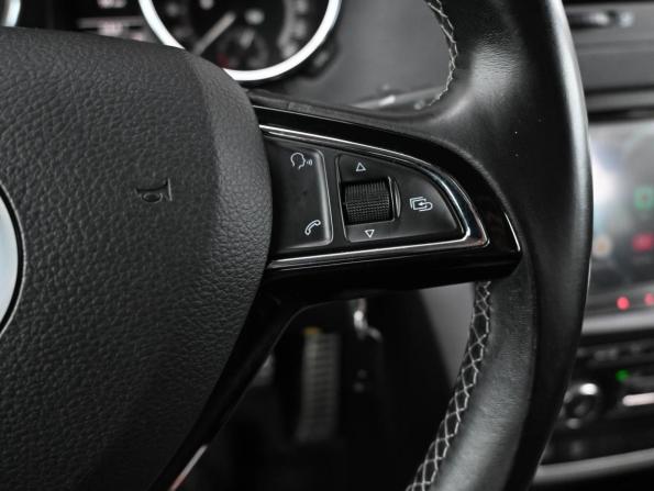 Skoda Yeti I Рестайлинг с пробегом 2016 года, цена 1 379 000 рублей, 174615 км, внедорожник, Автокод Объявления
