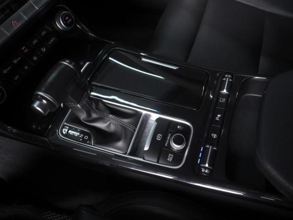 Kia Stinger I с пробегом 2018 года, цена 2 230 000 рублей, 99801 км, лифтбек, Автокод Объявления