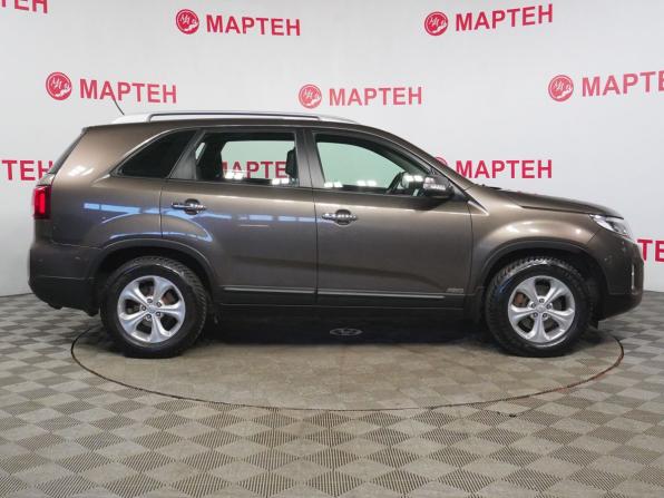 Kia Sorento II Рестайлинг с пробегом 2017 года, цена 2 100 000 рублей, 117114 км, внедорожник, Автокод Объявления