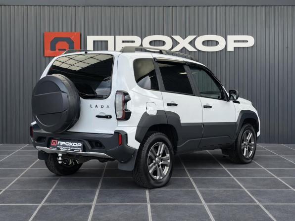 Lada (ВАЗ) Niva Travel I с пробегом 2021 года, цена 1 057 000 рублей, 27995 км, внедорожник, Автокод Объявления