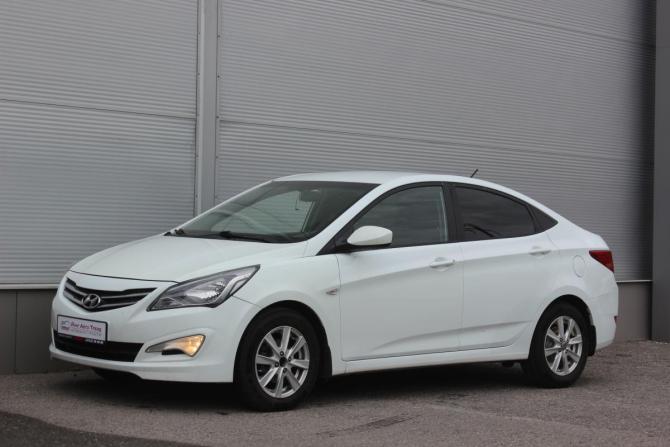 Hyundai Solaris I Рестайлинг с пробегом 2016 года, цена 897 000 рублей, 215641 км, седан, Автокод Объявления