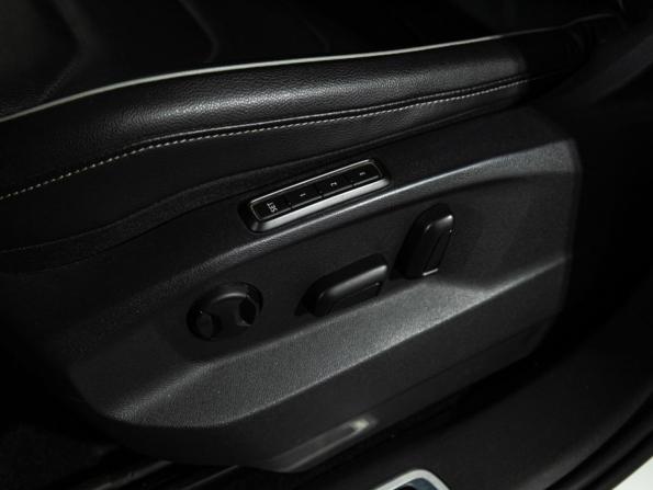 Volkswagen Tiguan II Рестайлинг с пробегом 2021 года, цена 2 995 000 рублей, 96145 км, внедорожник, Автокод Объявления