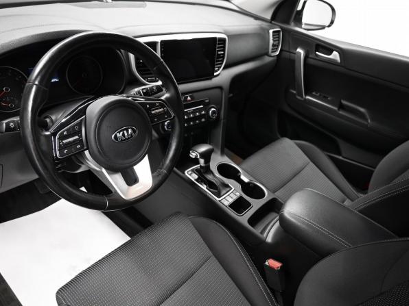 Kia Sportage IV Рестайлинг с пробегом 2018 года, цена 2 185 000 рублей, 53079 км, внедорожник, Автокод Объявления