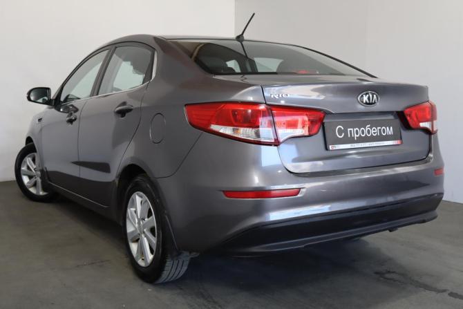 Kia Rio III Рестайлинг с пробегом 2015 года, цена 939 000 рублей, 125000 км, седан, Автокод Объявления
