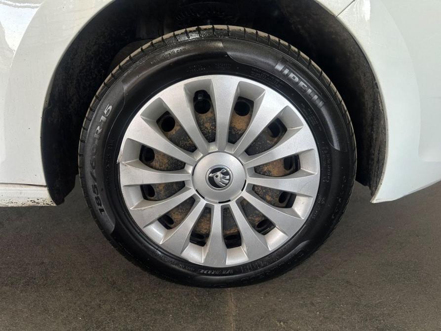 Skoda Rapid I Рестайлинг Москва  - изображение 17