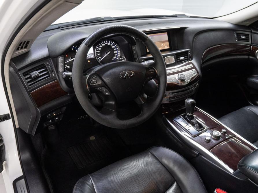 Infiniti Q70 I Рестайлинг Тюмень  - изображение 10