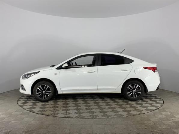 Hyundai Solaris II с пробегом 2017 года, цена 1 128 600 рублей, 171166 км, седан, Автокод Объявления