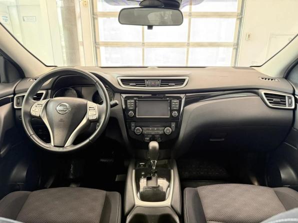 Nissan Qashqai II с пробегом 2016 года, цена 1 729 000 рублей, 97703 км, внедорожник, Автокод Объявления