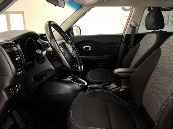 Kia Soul II Рестайлинг с пробегом 2018 года, цена 1 700 000 рублей, 78329 км, хэтчбек, Автокод Объявления