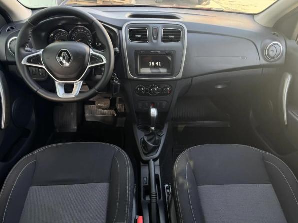 Renault Logan II Рестайлинг с пробегом 2021 года, цена 1 495 000 рублей, 16789 км, седан, Автокод Объявления