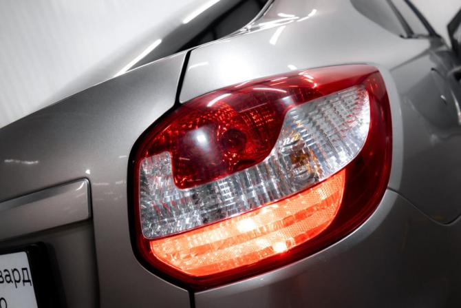 Lada (ВАЗ) Granta I Рестайлинг с пробегом 2019 года, цена 590 000 рублей, 125092 км, хэтчбек, Автокод Объявления