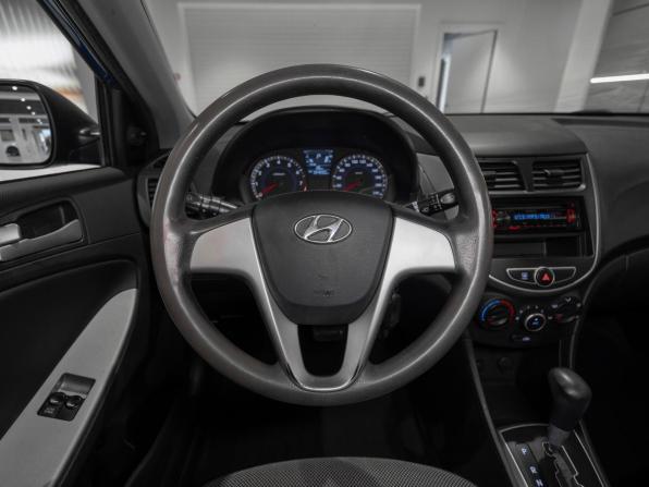 Hyundai Solaris I с пробегом 2013 года, цена 830 000 рублей, 104547 км, седан, Автокод Объявления